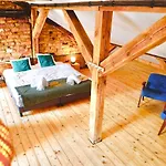 Loft With View Koneser Апартаменты
