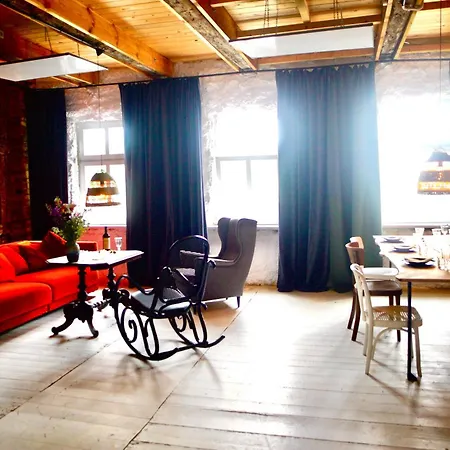 Loft With View Koneser Apartment *